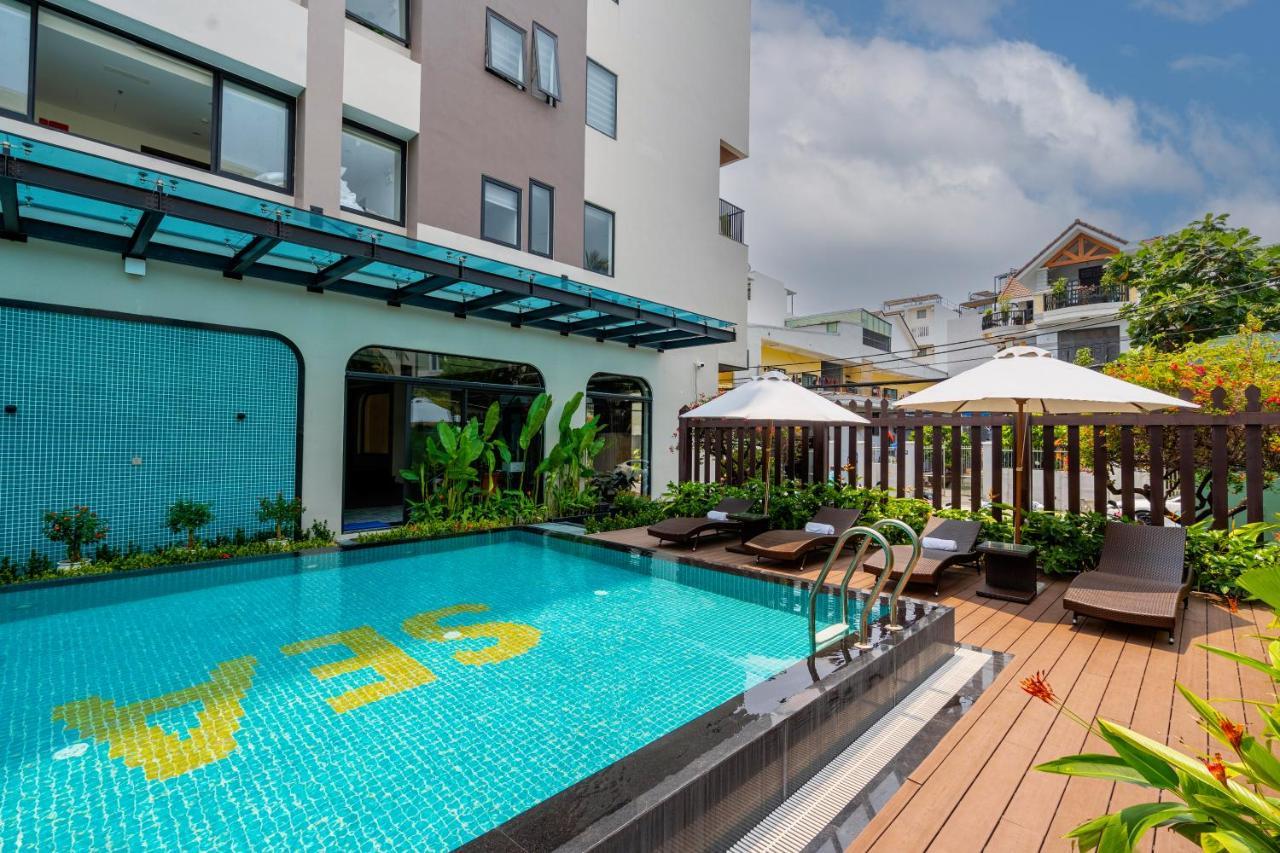 Sea Breeze Condotel Danang 外观 照片